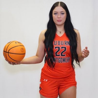 2022 Auburn University at Montgomery - 5’9/SG #2 // NZ Rep - NZ 3x3 Rep - Email: jordynmaddix1@gmail.com