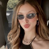 Bells (@yestbells) 's Twitter Profile