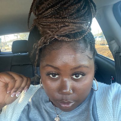 God’s Child❤️| wcu’23| hero in training 👩🏾⚕️ 🩺