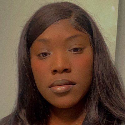Leo ♌️ | 25 yrs old. | organic love & genuine people🤍🌱.