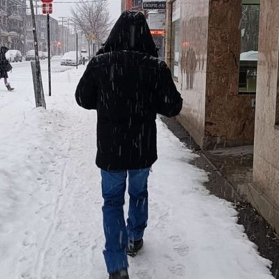 luisojeda81's profile picture. Musico, poeta y loco, mas musico que poeta, pero menos que loco.