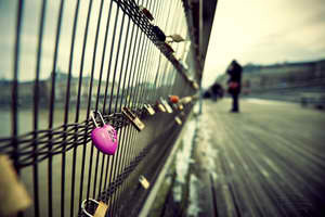 MyExactThought_'s profile picture. I tweet quotes life, feelings caused by strife, and jokes that make up for this not rhyming.