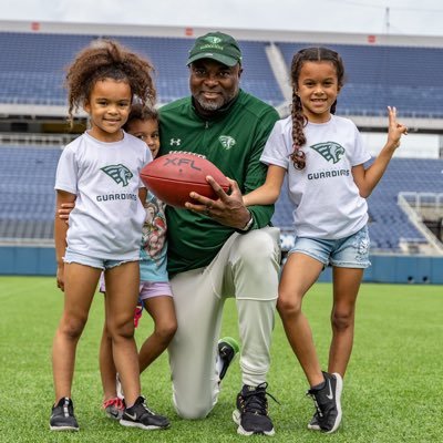 Coach Lamar Thomas Profile