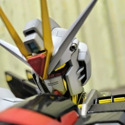 アニメ劇中イメージに寄せたガンプラ作りに挑戦している超・超・超素人モデラーでございます¯⁠\⁠(⁠◉⁠‿⁠◉⁠)⁠/⁠¯　
ガンダム作品全般に好きですけど、中でも宇宙世紀系とSEED系が好きかな〜♪
…なので、RX78-2やストフリは様々なグレードで作っちゃいます♪
ガンプラってホント楽しい(⁠◠⁠‿⁠・⁠)⁠—⁠☆