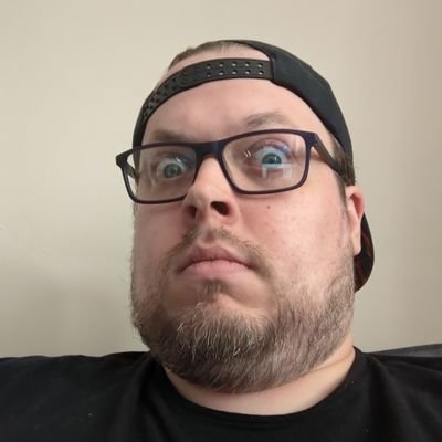 plondysaurus's profile picture. An oddly neurotic yet wholly charming young man....with a chronic bad back and an awful car :)