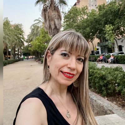 PhD. Prof.ª e investigadora de Filología Italiana, ERC StG @projectwink @LletresUAB. Traductora de libros IT-ES, CA. Miembro de la Junta @Aselit5.