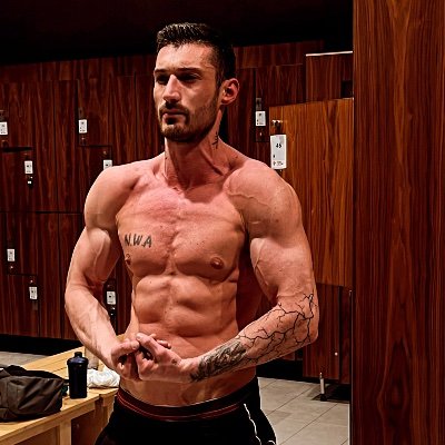 Lets make this here more spicy 🌶️ Bodybuilder 🏋🏽‍♂️ Content Creator 🍆 VIDEOS FOR REQUEST ONLY IN ONLY FANS 🔞FREE SUBCRIPTION❗️