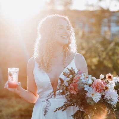 shawnashap's profile picture. i like plants and coding | she/her