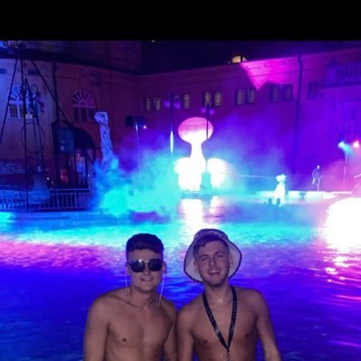 x_Shaayy's profile picture. strights