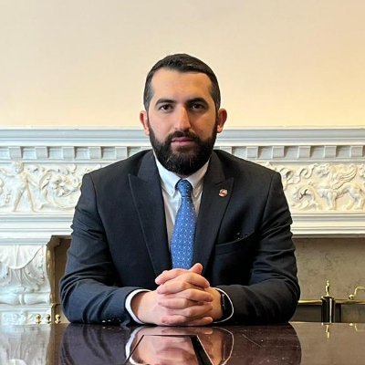 Ph.D., Associate Professor at Yerevan State Uni. Writing on Turkish-Armenian relations, Turkey, Azerbaijan & MENA | Likes are bookmarks.  https://t.co/cb2WT5qWXm