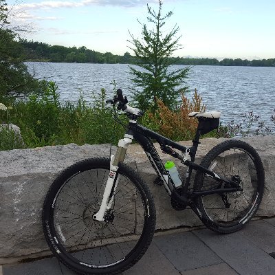 TajVincent's profile picture. Passion for Technology and Finance.