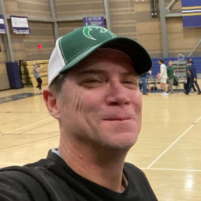 Co-creator of Karly&Drew. KU Rowing Dad | Trappers Hoops Dad | Husband of KoKo |Comfortable has-been @csumbasketball hooper with suspect has-been opinions 😎.