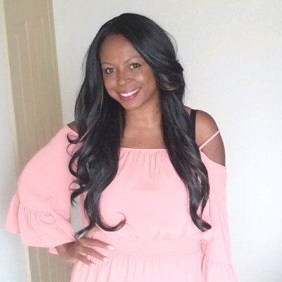 Lifestyle, beauty & travel blogger.
Now: 📍San Diego Insta: https://t.co/V9728q1FNQ Email: carla@poshbeautyblog.com