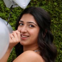 Ravia (@raviaarora) Twitter profile photo