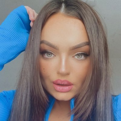 Jamie_l___'s profile picture. 𝐉𝐚𝐦𝐢𝐞 𝐋𝐞𝐢𝐠𝐡 𝐆𝐥𝐨𝐯𝐞𝐫 | 𝐌𝐄𝐍𝐓𝐎𝐑 Empowered Synergy DM to order or register on my team 💋