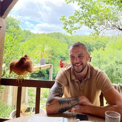 Gaulois46's profile picture. J'aime mon pays , j'aime l'Europe, je vomis l'Union Européenne ( entre autres...)
🇫🇷FREXIT🇫🇷