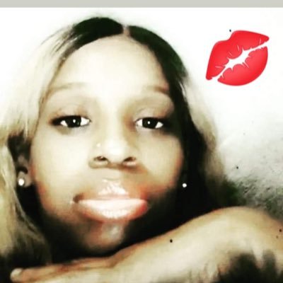 robinson_britny's profile picture. 