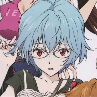 studytwt | future veteriarian & artist with Rei Ayanami
