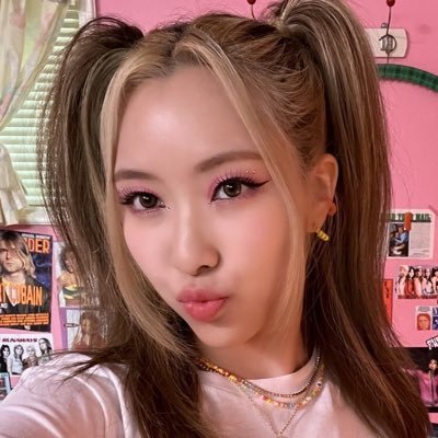 mayadise_'s profile picture. how do i make this about maya?