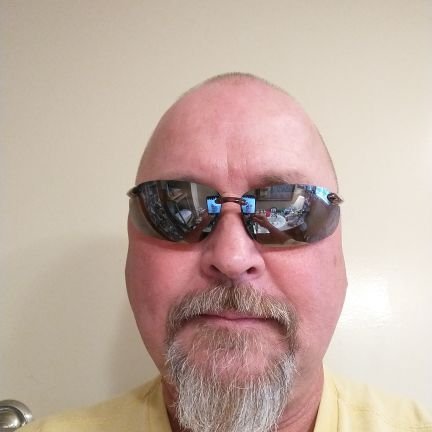 MikeCal15408510's profile picture. 