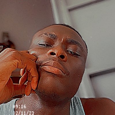 VianneyKarl95's profile picture. 