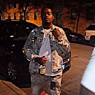 Been in my own lane💰💰😎💯 for the longest 🙏🏽 and these niggas hate it 🦍💯