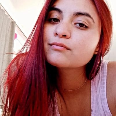 Viole1235's profile picture. 