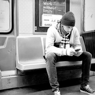 riainmaker's profile picture. Tech investor - Builder - Founder - Defi Enthusiast