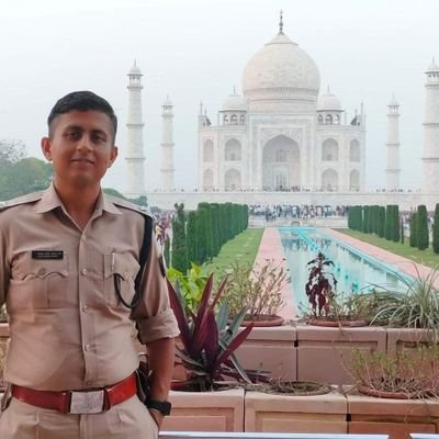 DySP UP Police | BTech IIT Kanpur | MSc TISS Mumbai | PMRDF Bastar | Prayagraj

Posted as ACP Taj Security in Agra

Personal account | Retweet ≠ endorsement