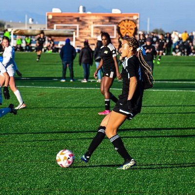 @StanfordWSoccer VERBAL COMMIT || Seattle United G07 ECNL || 5'9