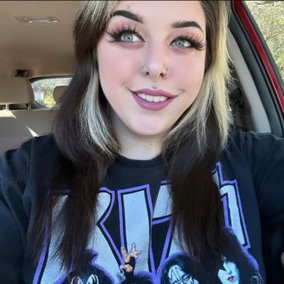 🫧.half-doomed/semi-sweet. sober. kainai nation.🫧