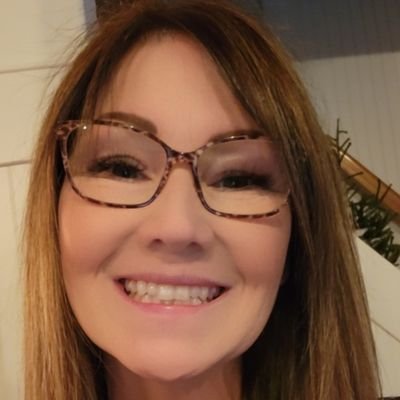 JOattes's profile picture. Passionate Secondary School Teacher specializing in Tech Ed., Co-op Ed. and Spec. Ed., licensed Hair Stylist, Esthetician, and PSW.