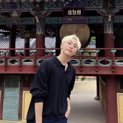 kwanyoons's profile picture. seungkwan. jeonghan.