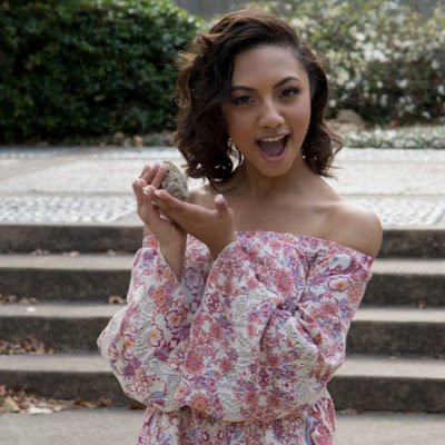 savannahdkni2's profile picture. twitter locked me out of my other account (@savannahdkni)
she/her. Texas Ex (x2)