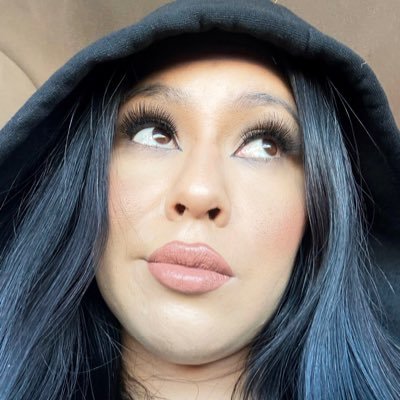 Nely_lovemakeup's profile picture. MUA 💄MEXICANA 🇲🇽 #docolor código de descuento (nelylove) 20%