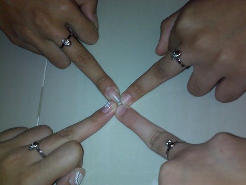 riris_panjaitan's profile picture. jadi lh manusia ynk takut akan Tuhan....
Jbu
:*))