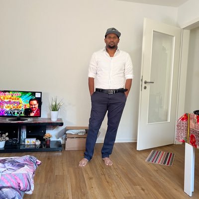 Panchalingam13's profile picture. Politik & Staat Umwelt & Soziales