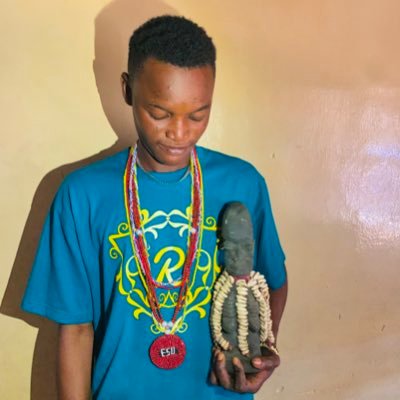 I’m a babalawo IFA PRIEST from Nigeria 🇳🇬I’m help people with any kind of problems// Dm for love spell ❤️promotion 📈 ifa reading consultation📿 protection…