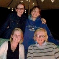 PHB ☮️☘️💙☘️☮️ (@wethesisters) 's Twitter Profile Photo