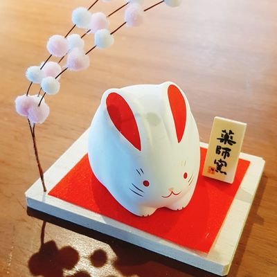 illustrator 블루덕입니다, 환상의그림을 그립니다✨
작업문의 DM/mail: bho85@naver.com
인스타그램:https://t.co/iXMg7lX3vn