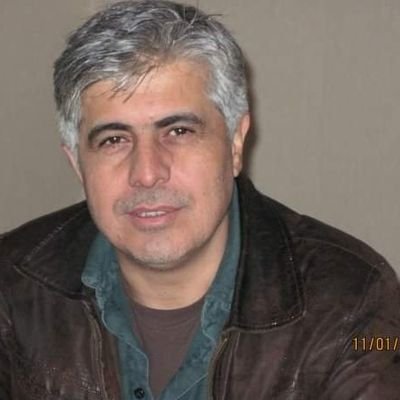 Istanbul Teknik Üniversitesi
diploma sahte degil, üniversiteli arkadaslarimla cekilmis foto var