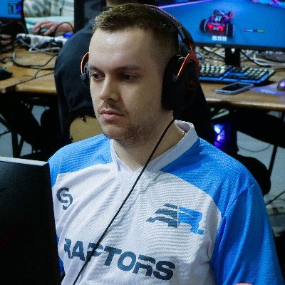 Sheinimii's profile picture. "TM player"