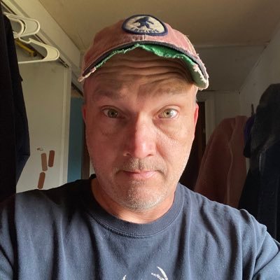 Yelnats_101's profile picture. I wish my wallet came with free refills