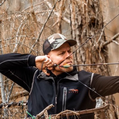 Texan. Avid Hunter & Fisherman. Strength Coach- Arlington Lamar. Boots in 817, Roots in 903. TXST & UTA alum. #VFND