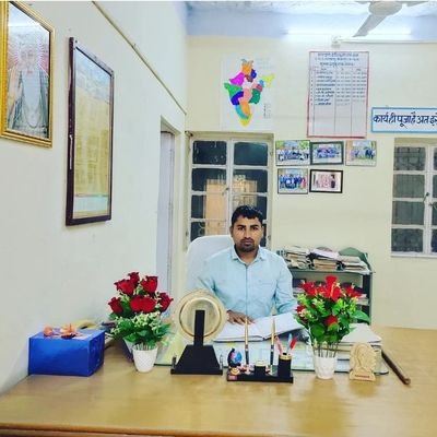 kuldeep109821's profile picture. civil engineer
NIT kkr