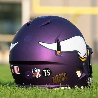 bonsan8082's profile picture. 48歳、会社員。単身赴任で広島在住中
爽やかな営業ぶってますが、本心はグレー。
でも、聞き上手だとは思う。いっぱい話聞いてくれると喜んで貰えます。
Hは尽くされるよりも、尽くす方が好き(尽くされるとすぐイクという噂も)
寝とることには興味はあるけど、寝とられることはきっと耐えられません…