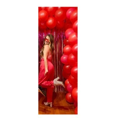 MsBinKC11's profile picture. The weird teacher who enjoys virtual teaching ✨
Advocate of alternative learning 🍎
Big believer in the brain 🧠