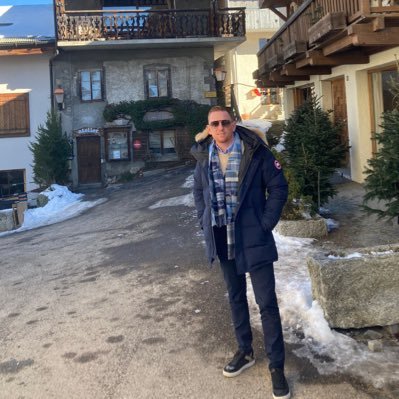 Adammcphee4's profile picture. 