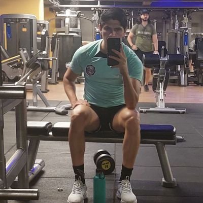 Cada dia me acerca mas a vos 🌠. Hincha de Olimpia🖤 y del Arsenal🔴.