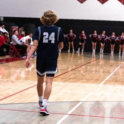 2026 PG @ Higley High School| Varsity Basketball| 3.75 GPA| 5’10 140lbs